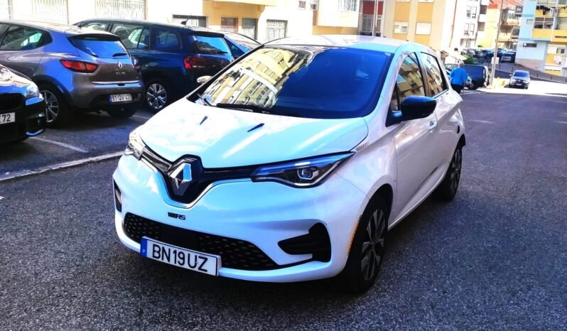 
								Renault ZOE full									