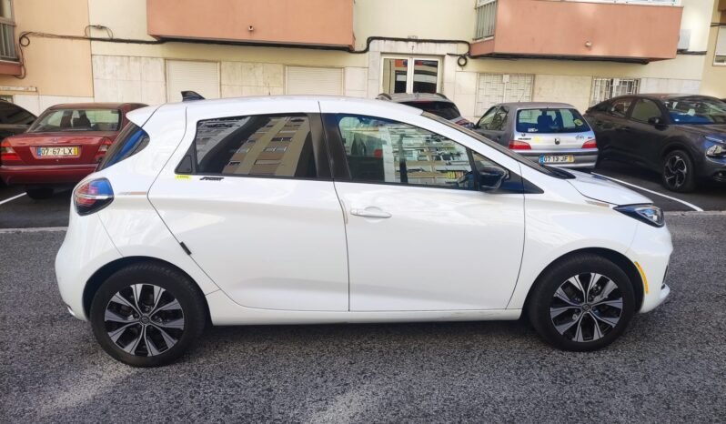
								Renault ZOE full									