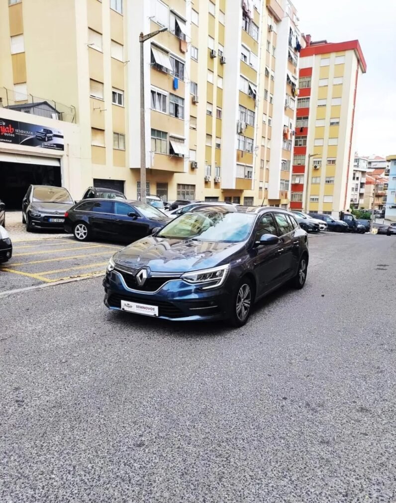 
								Renault Megane full									