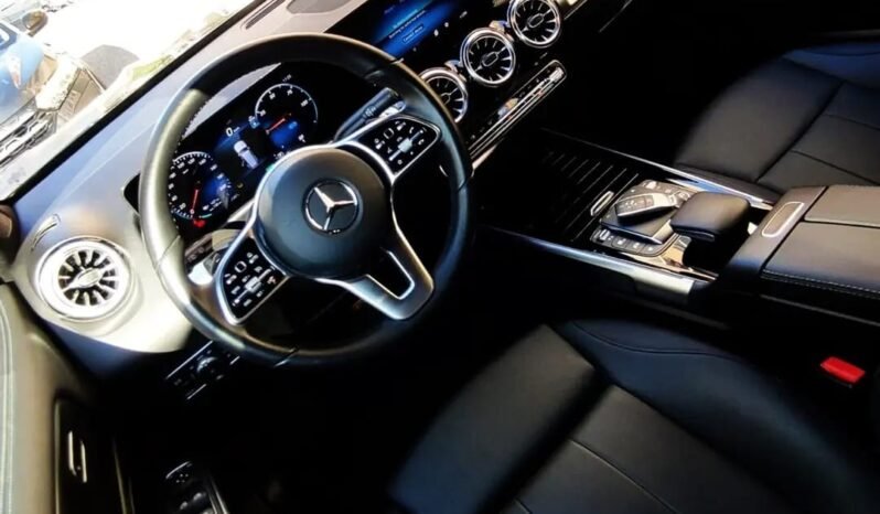 
								Mercedes-Benz EQB 250 full									