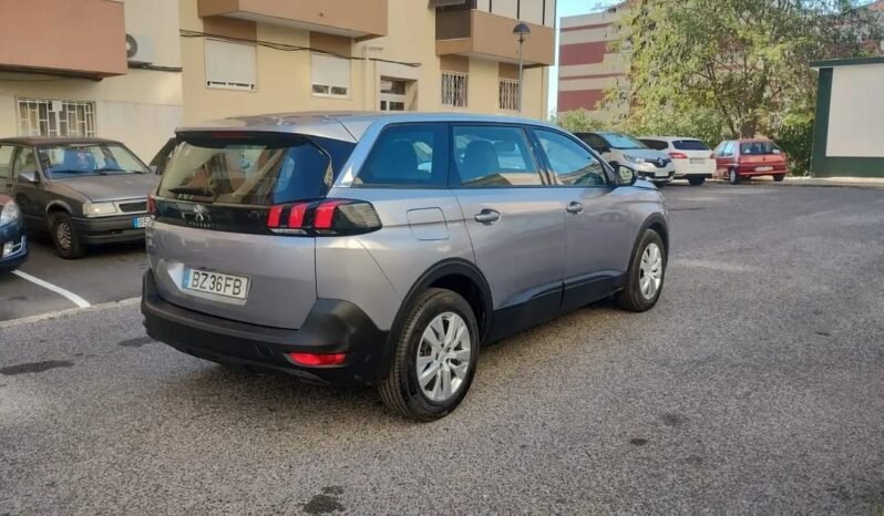 
								Peugeot 5008 full									