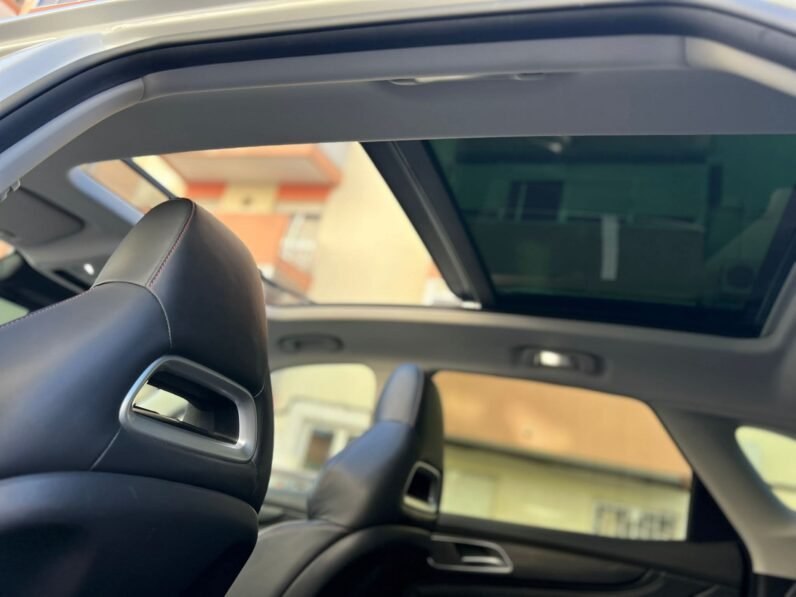 
								MG EHS PHEV-LUXURY full									