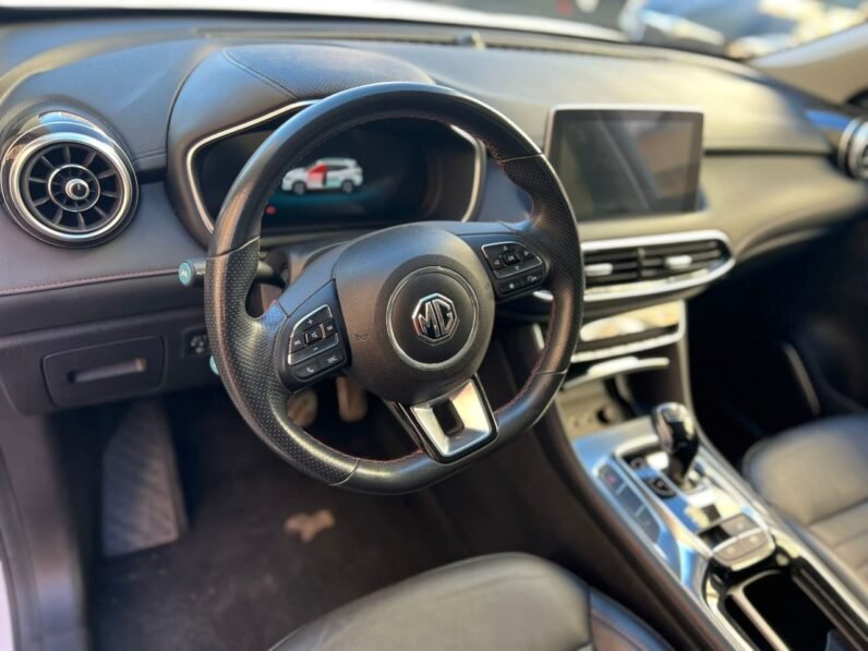 
								MG EHS PHEV-LUXURY full									