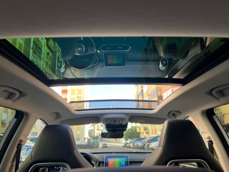 
								MG EHS PHEV-LUXURY full									