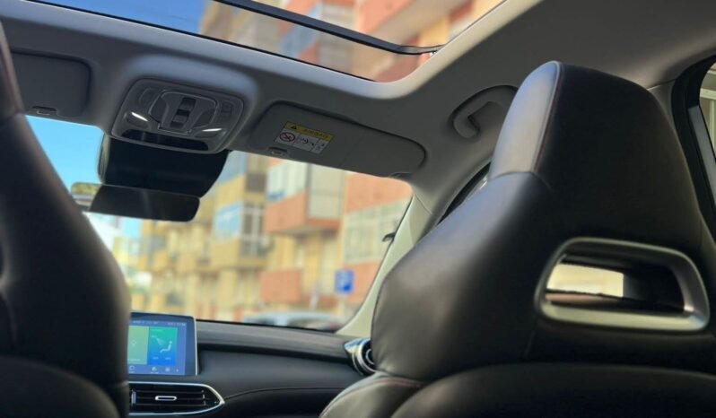 
								MG EHS PHEV-LUXURY full									