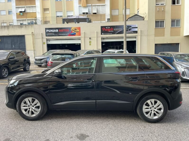 
								Peugeot 5008 full									