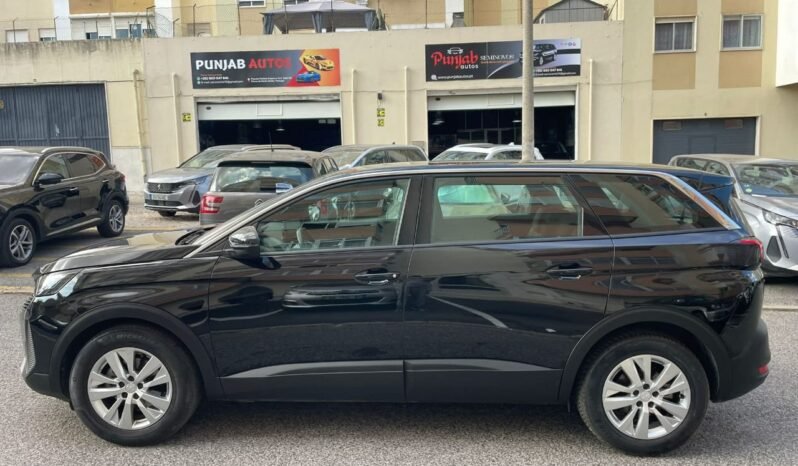 
								Peugeot 5008 full									