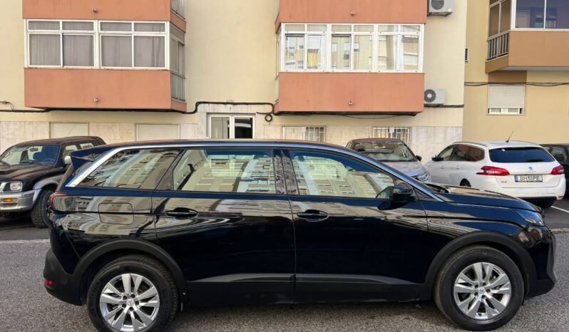 
								Peugeot 5008 full									