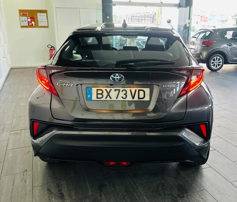 
								Toyota CHR 1.8 full									