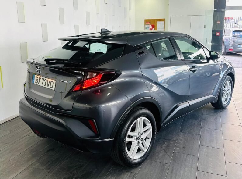 
								Toyota CHR 1.8 full									