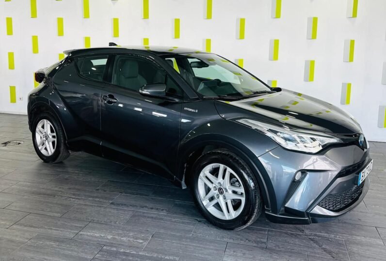 
								Toyota CHR 1.8 full									