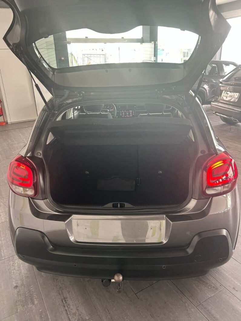 
								Citroen C3 full									
