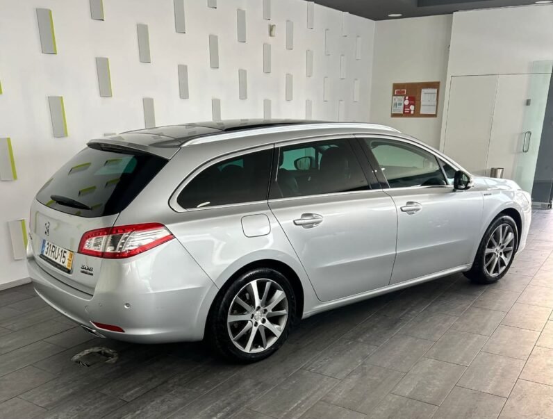
								Peugeot 508 full									