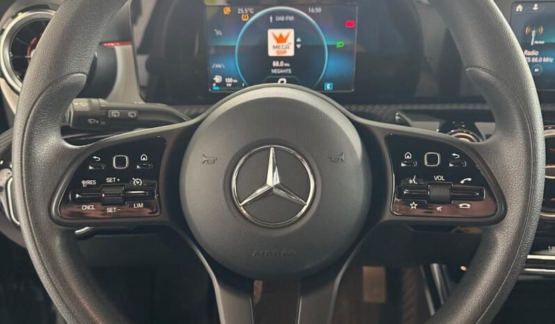 
								Mercedes-Benz  X203T2 full									