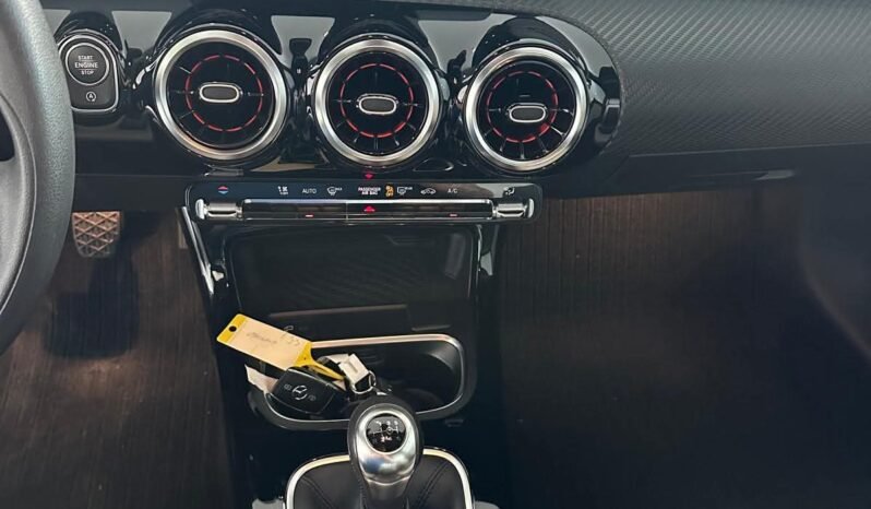 
								Mercedes-Benz  X203T2 full									