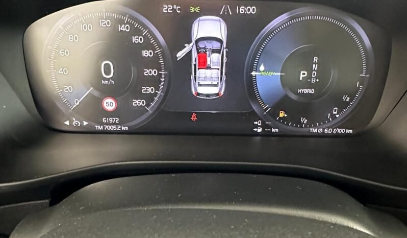 
								VOLVO XZBW XC40 full									