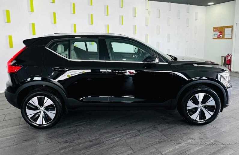 
								VOLVO XZBW XC40 full									