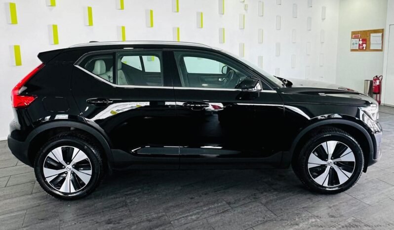 
								VOLVO XZBW XC40 full									