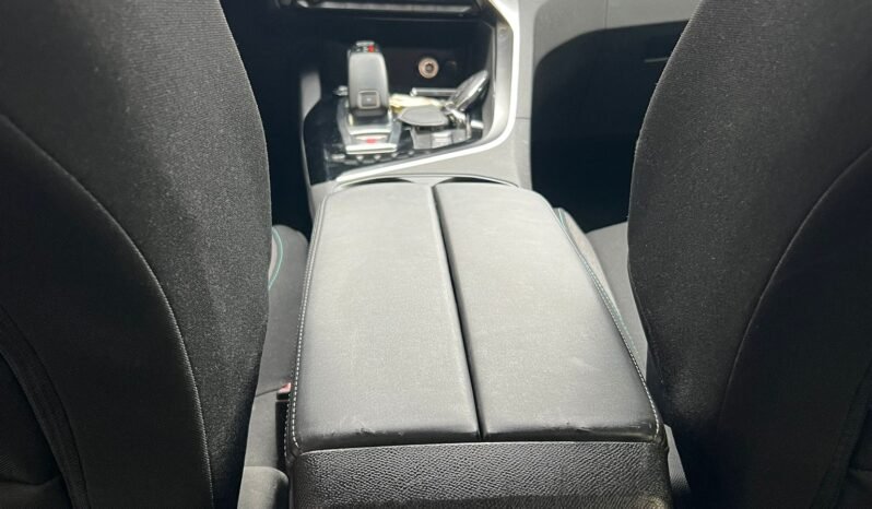 
								Peugeot 5008 Active full									