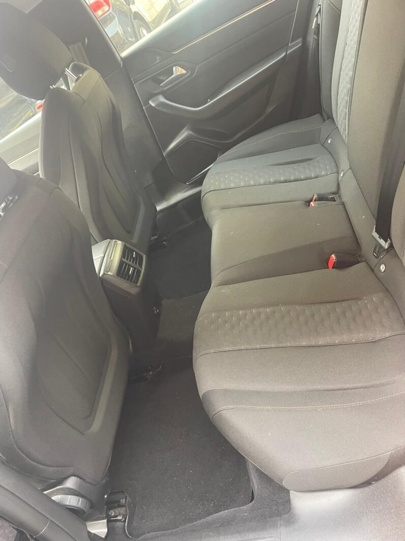 
								Peugeot 508 SW  EAT 8 ALLURE  Automatic full									