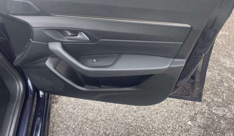 
								Peugeot 508 SW  EAT 8 ALLURE  Automatic full									