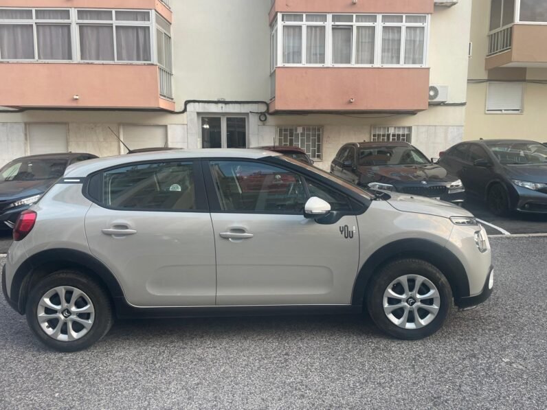 
								Citroën C3 5-Seater full									