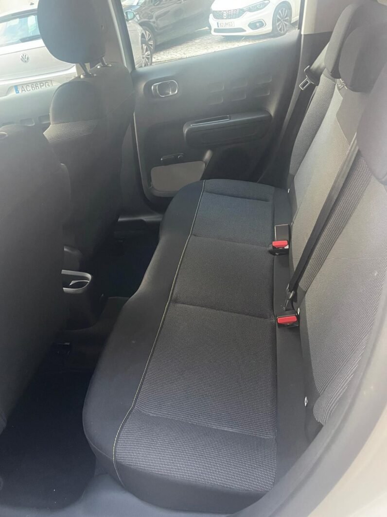 
								Citroën C3 5-Seater full									