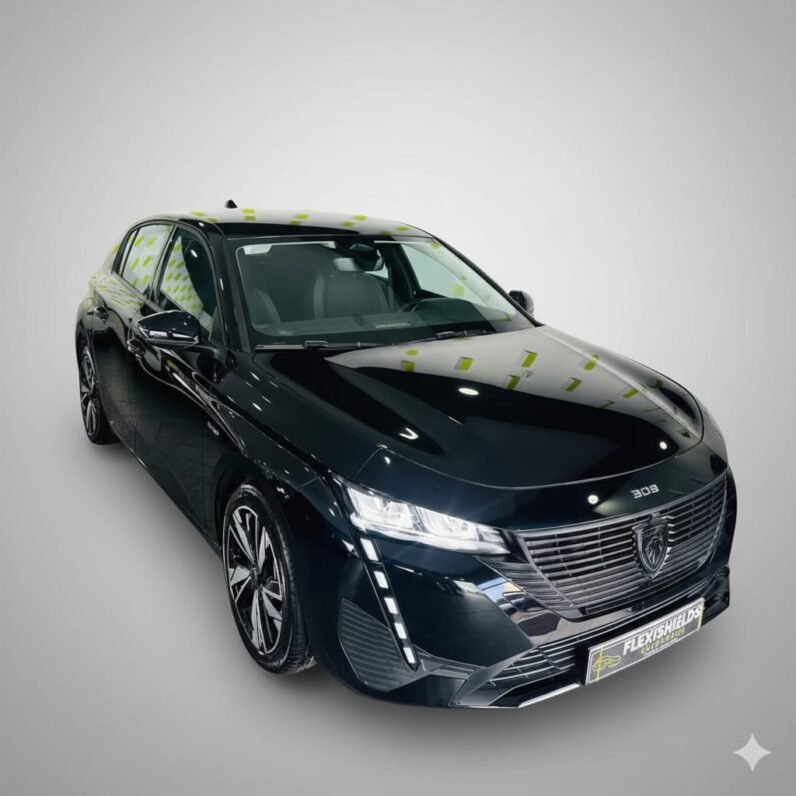 
								Peugeout 3008 Hybrid full									