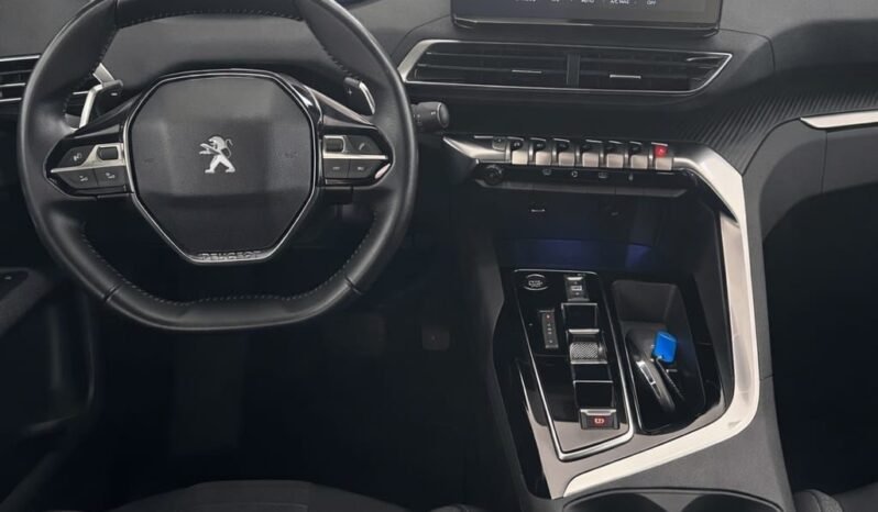 
								Peugeot 3008 Hybrid full									