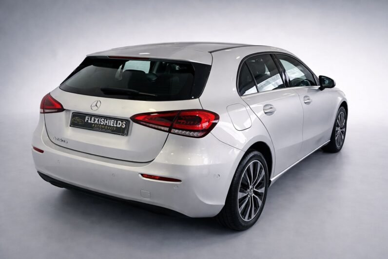 
								Mercedes A250 E full									