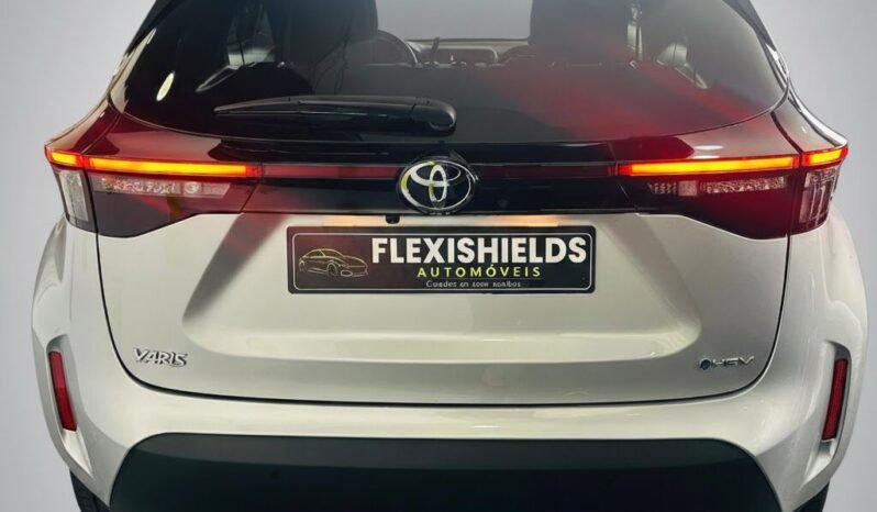 
								Toyota Yaris Cross full									