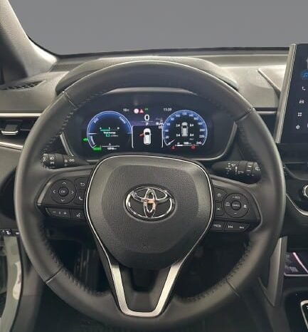 
								Toyota Corolla Cros full									